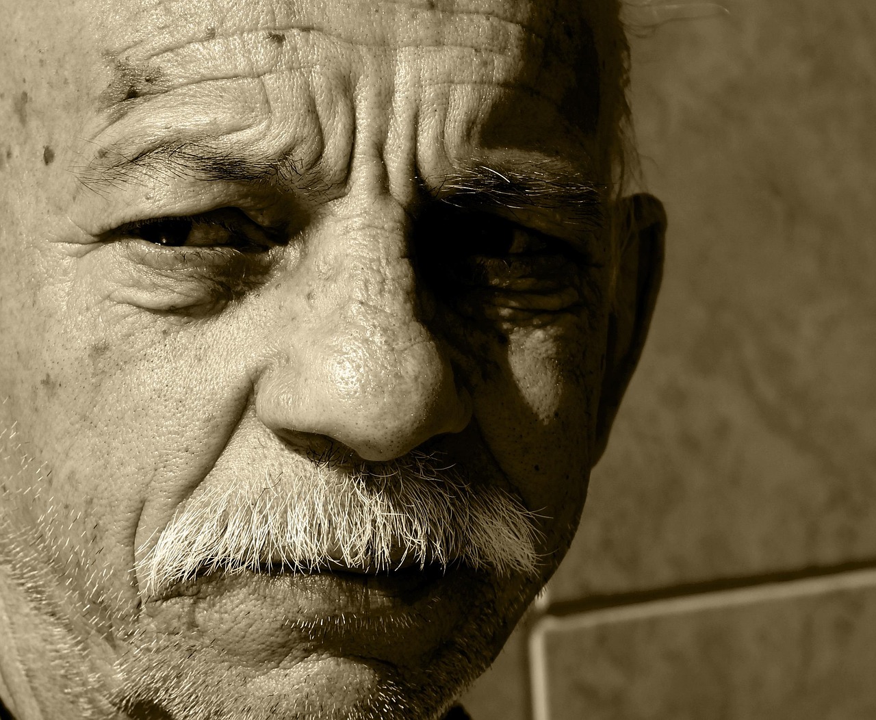 Man, senior, portrait — Unleashing Potential with Jupiter Swap: A Trader's Guide